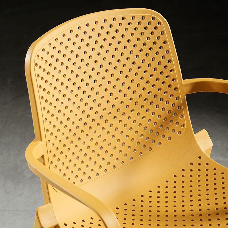 Contemporary Plastic Chair Parsons Chair in Matte Finish for Home