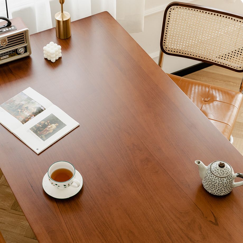 Minimalistische keukenbruine eettafel rechthoekige vorm vaste houten eettafel met 4 potenbasis