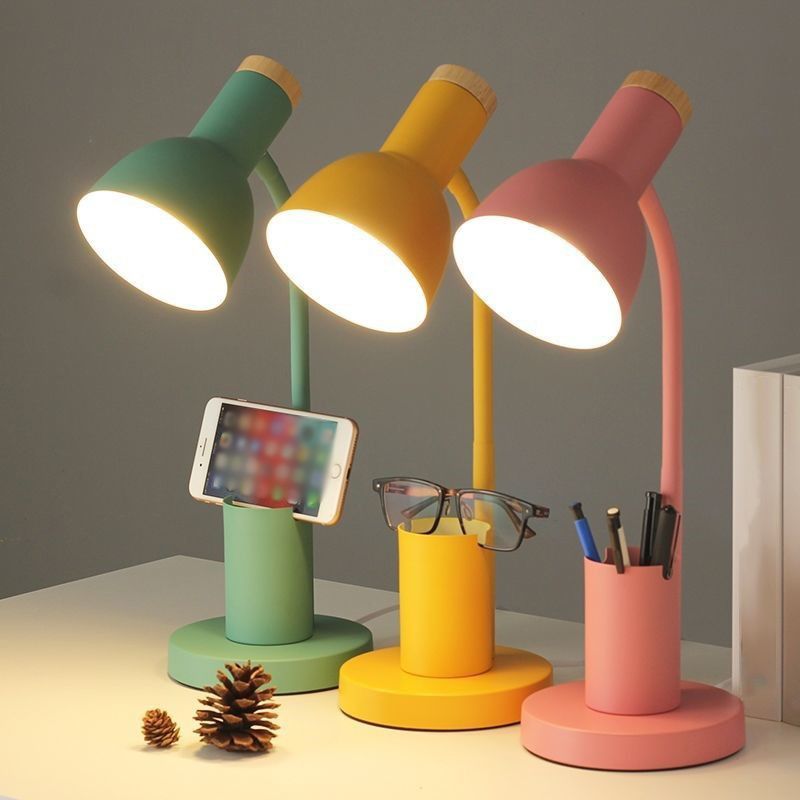 Modern Style Desk Lighting Fixture Colorful Metal Shade Desk Lamp for Bedroom