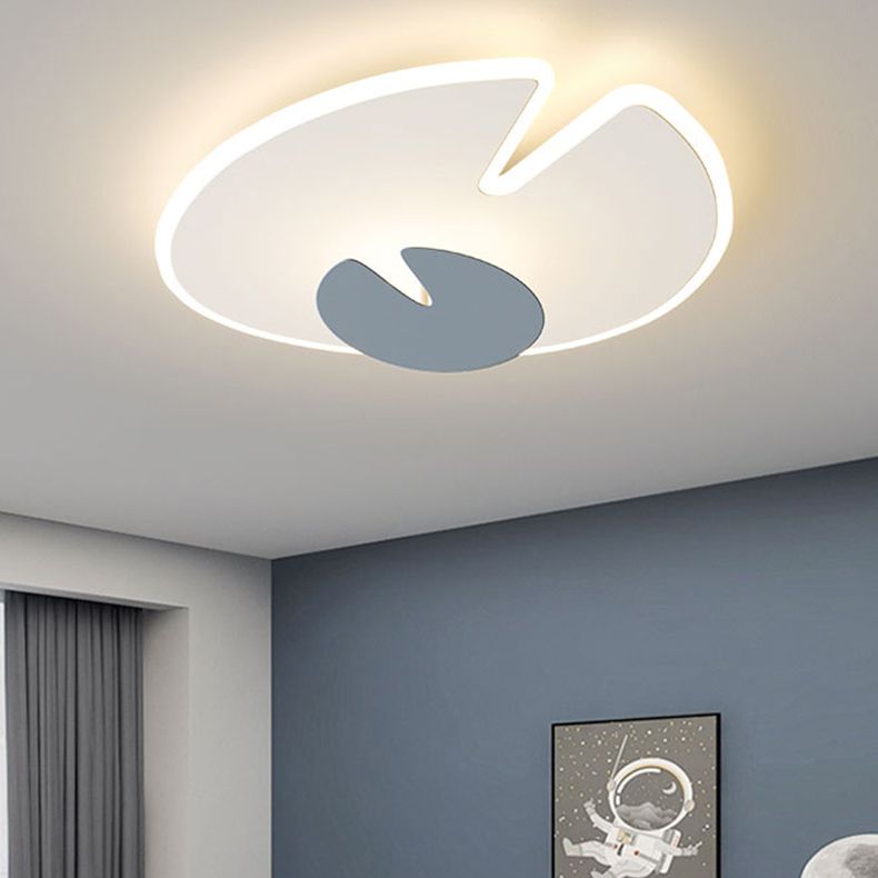 Modern Metal Flush Mount LED Geometric Shape Ceiling Light with Acrylic Shade for Bedroom