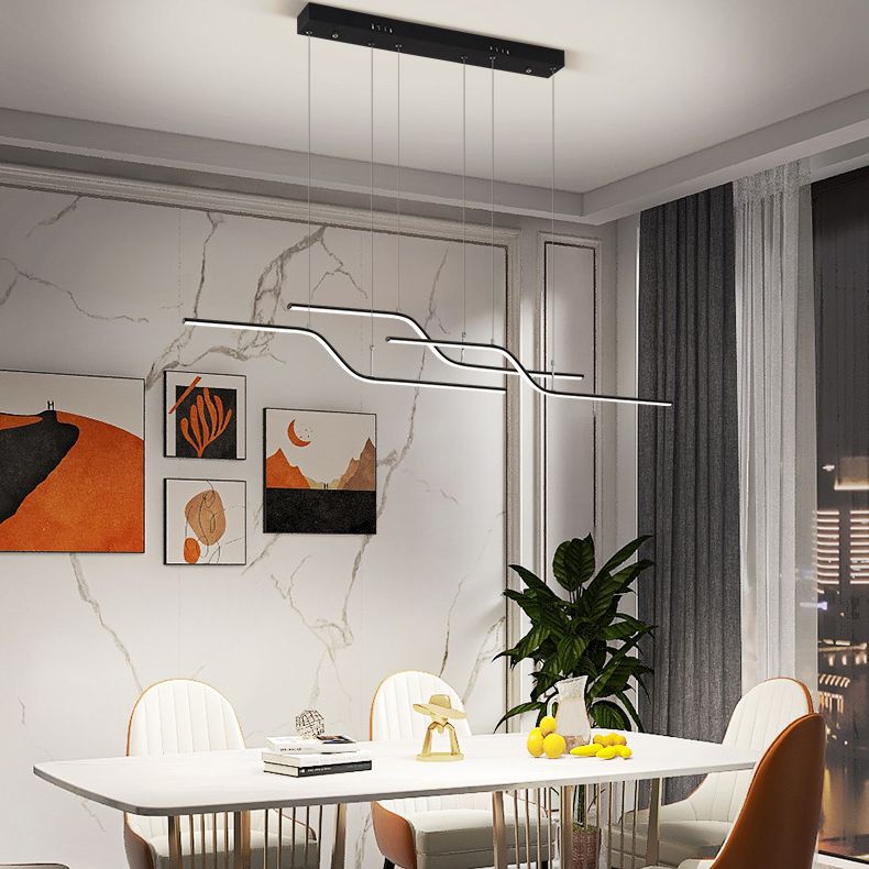 Lampe suspendue métallique à lustre linéaire ultra-moderne avec cordon suspendu pour restaurant