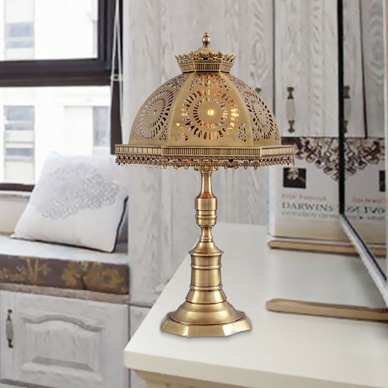 3 Lights Metallic Table Light Traditional Brass Finish Dome Bedroom Nightstand Lamp