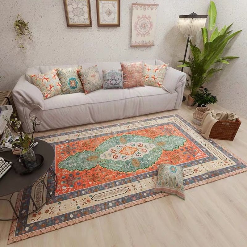 Red Tone Traditional Area Carpet Polyester Moroccan Print Indoor Rug Easy Care Carpet for Living Room
