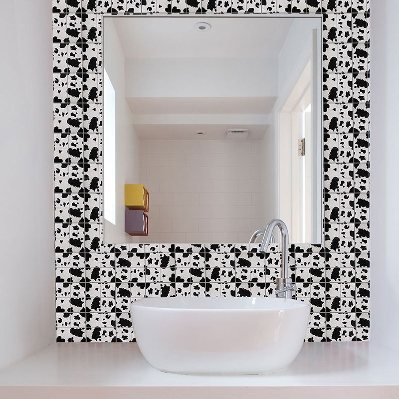 Spots Peel and Stick Wallpaper Panel Set in Black-White Novelty Wall Covering for Bath