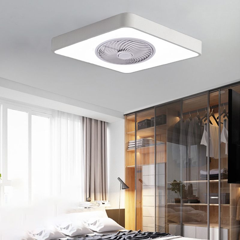 Éclairage de ventilateur de plafond en métal nordique