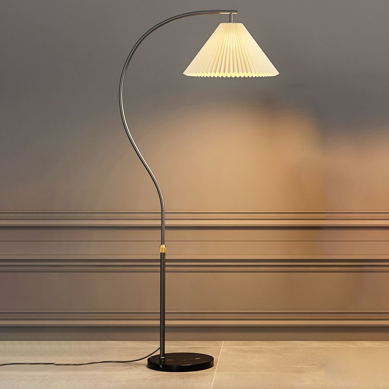 Fabric Floor Standing Lamp Minimalist Style Floor Light for Bedroom