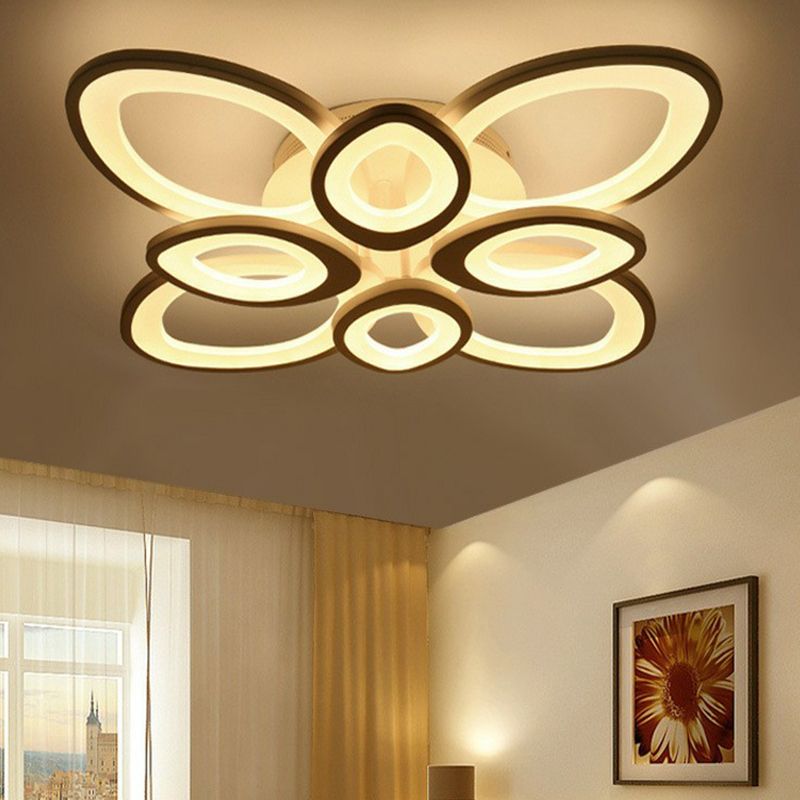 Hedendaagse Lotus Flush Mount Light Acryl Living Room LED Semi Flush plafondlicht in het wit