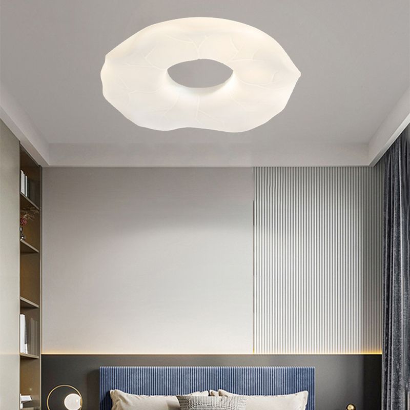 White Ceiling Light Contemporary LED Flush Mount Lighting for Living Room