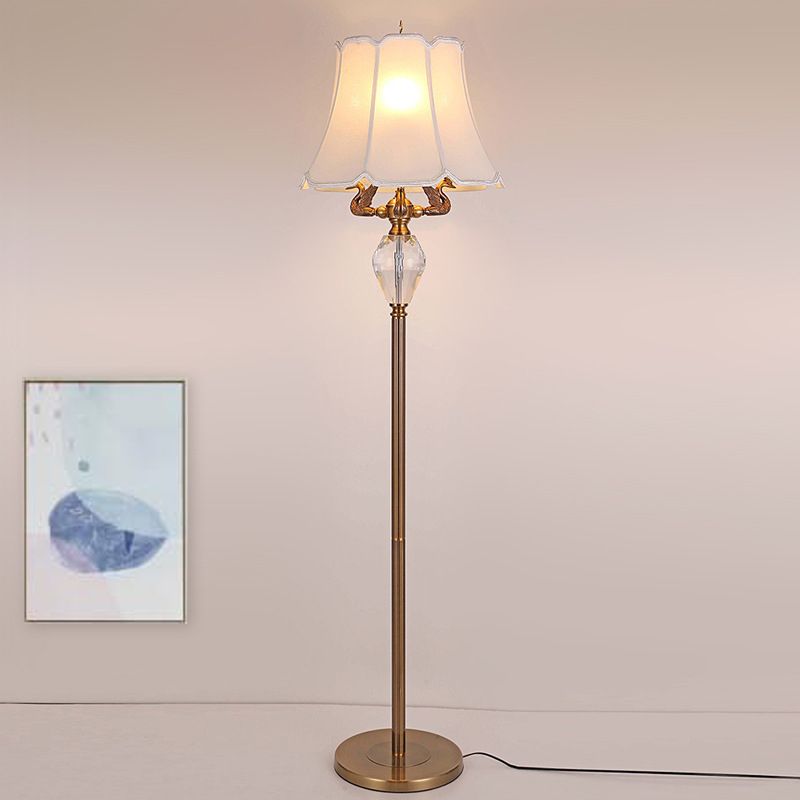 Witte klokvormige vloer leeslicht minimalisme stof 1 lichte slaapkamer staande lamp met kristal accent