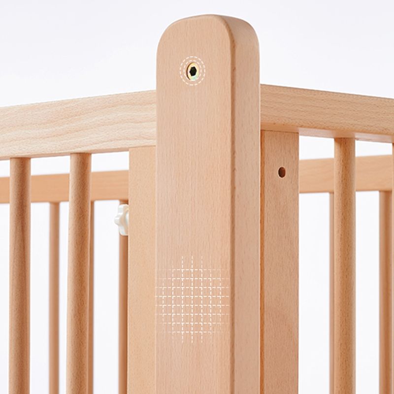 Solid Wood Adjustable Height Crib Home Bedroom Crib with Casters