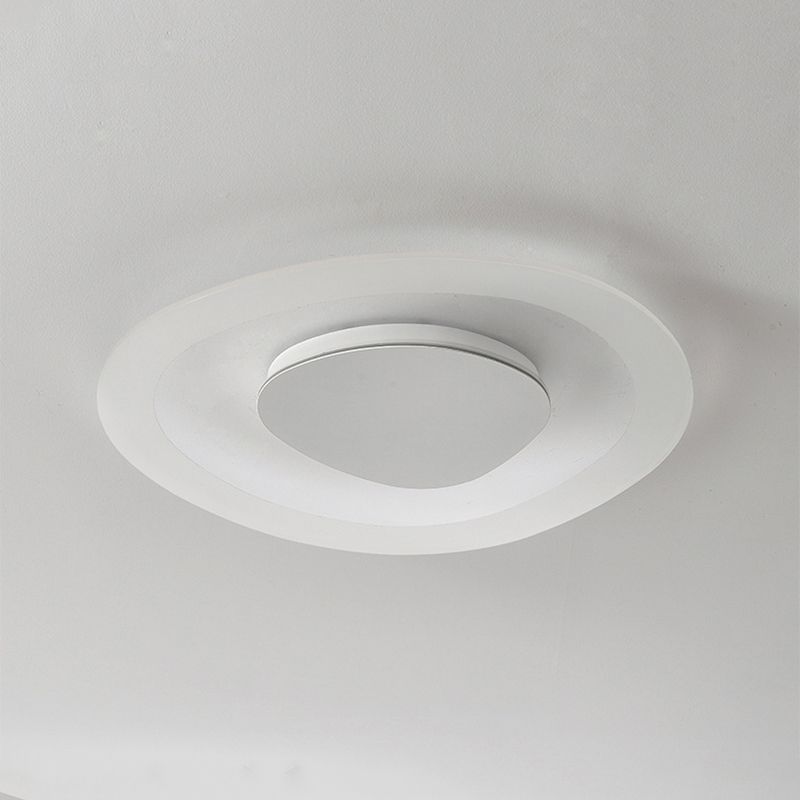 Single Modernism White Flush Mount Lighting LED Ceiling Light for Bedroom