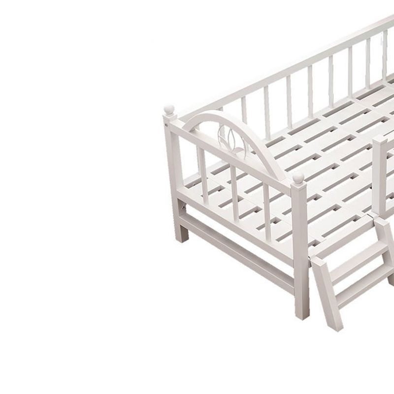 White Metal Nursery Crib Industrial Nursery Bed with Guardrail