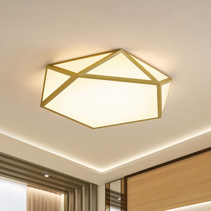 16.5 "/20.5" Breite Gold Pentagon Deckenleuchte Nordic LED Acryl Flush Mount Lampe für Schlafzimmer