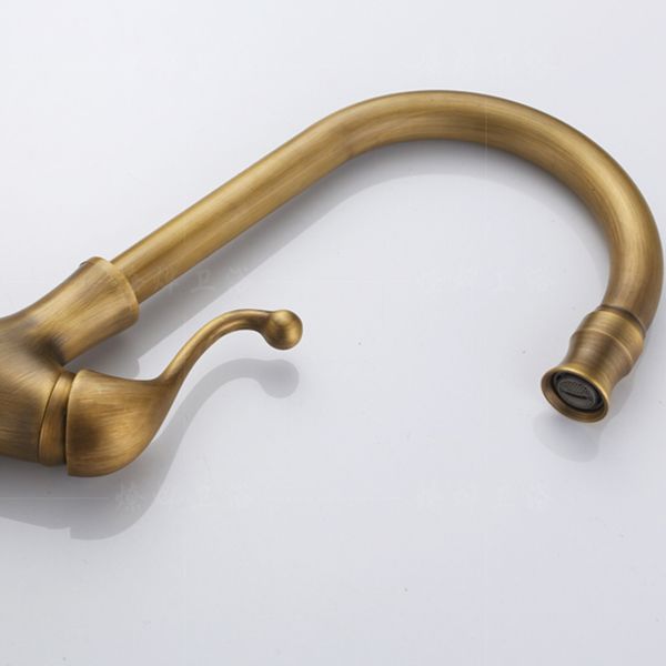 Traditional Kitchen Faucet Brass High Arc Gold Standard Kitchen Faucets with Single Handle