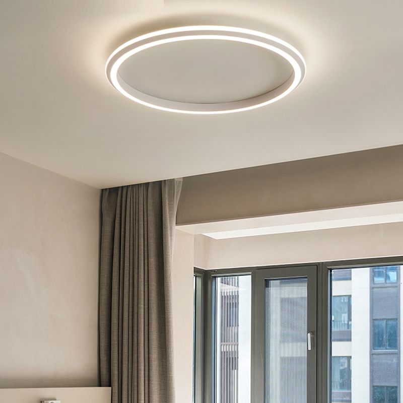 Modern LED Metal Flush Mount Circle Shape Ceiling Lamp with Silicone Shade for Living Room