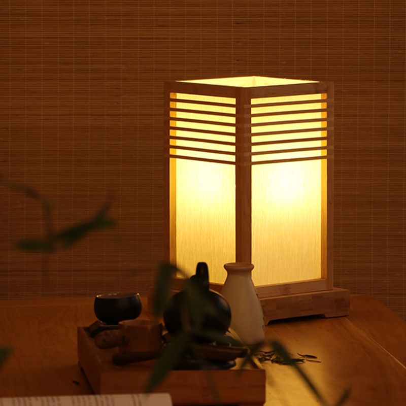 Éclairage de tâches japonais 1 Bulbe Éclairage beige rectangulaire petite lampe de bureau avec teinte en bois