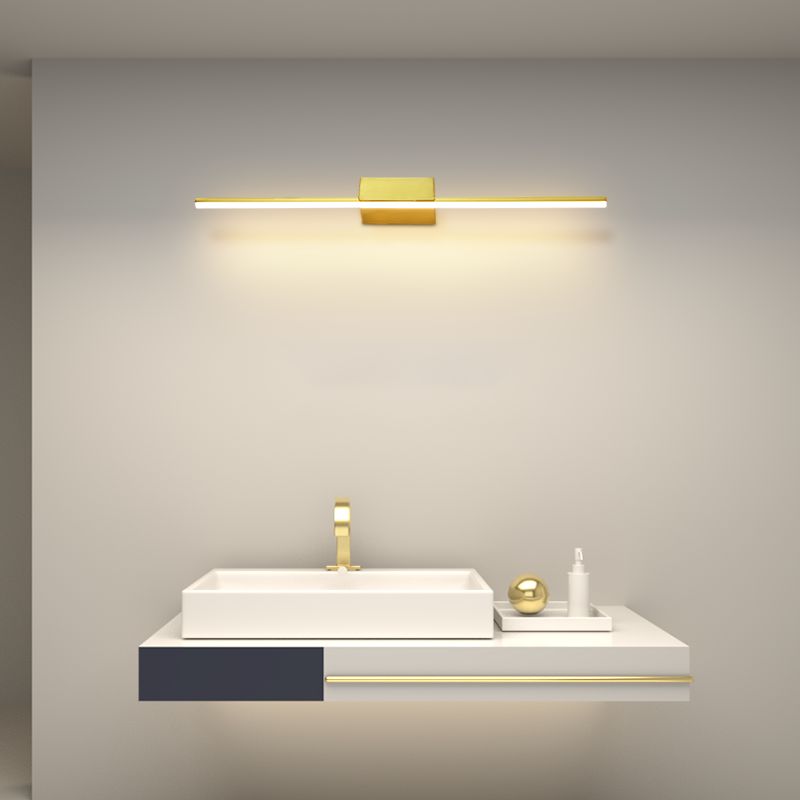 Linear Metal Wall Sconce Modern Style Single Light Mirror Wall Mount Lighting in Gold