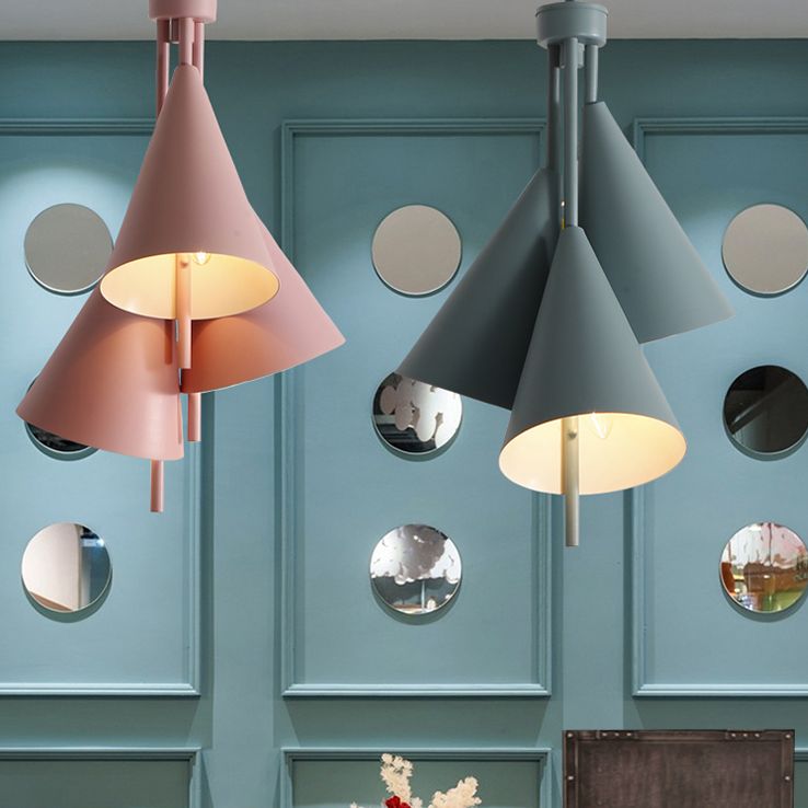 Pendre lustre de style macaron Light Conical Hanging Light avec de l'ombre en métal pour le restaurant