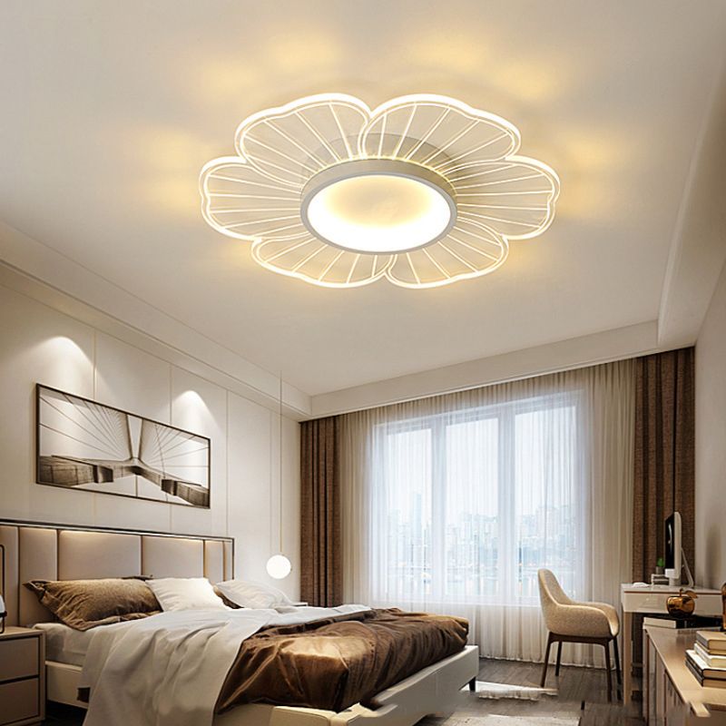 White Flower Ceiling Flush Mount Light Simple LED Acrylic Ceiling Mount Light Fixture