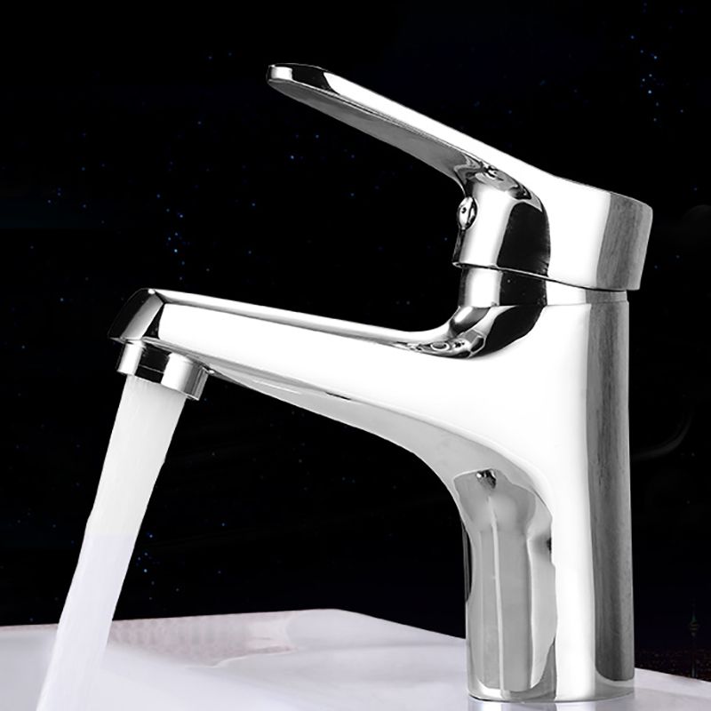 Modern Brass Bathroom Sink Faucet Circular Lever Handles Sink Faucet