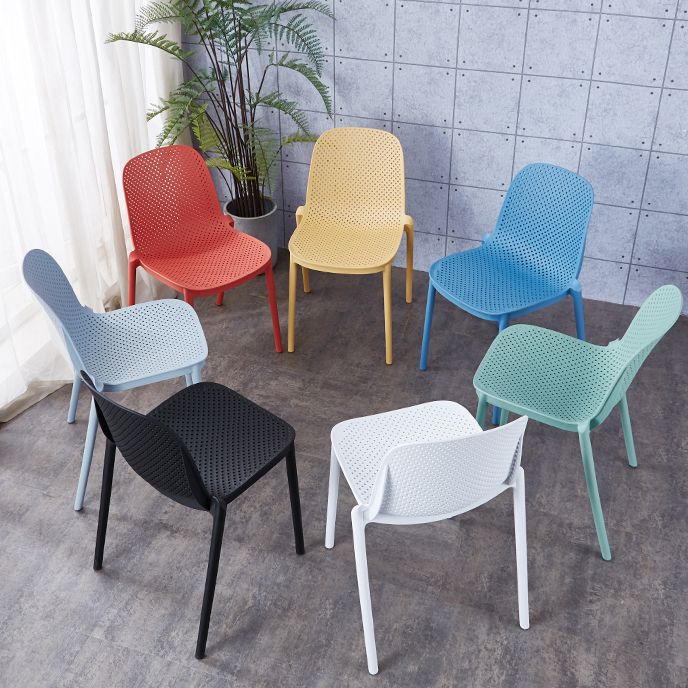 Dining Room Stacking Dining Chair Contemporary Style Plastic Side Chair