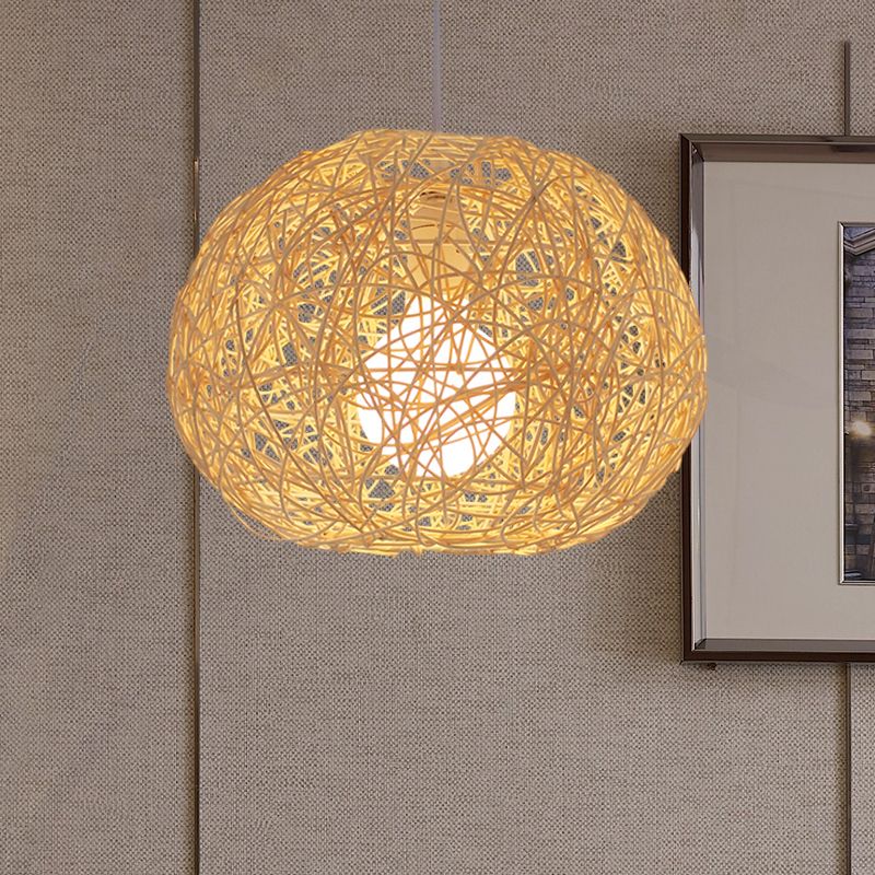 Nid Brown / Ivory Bird’s Nest Hanging Light Farmhouse Rattan Single Pendant Lampe sur la table