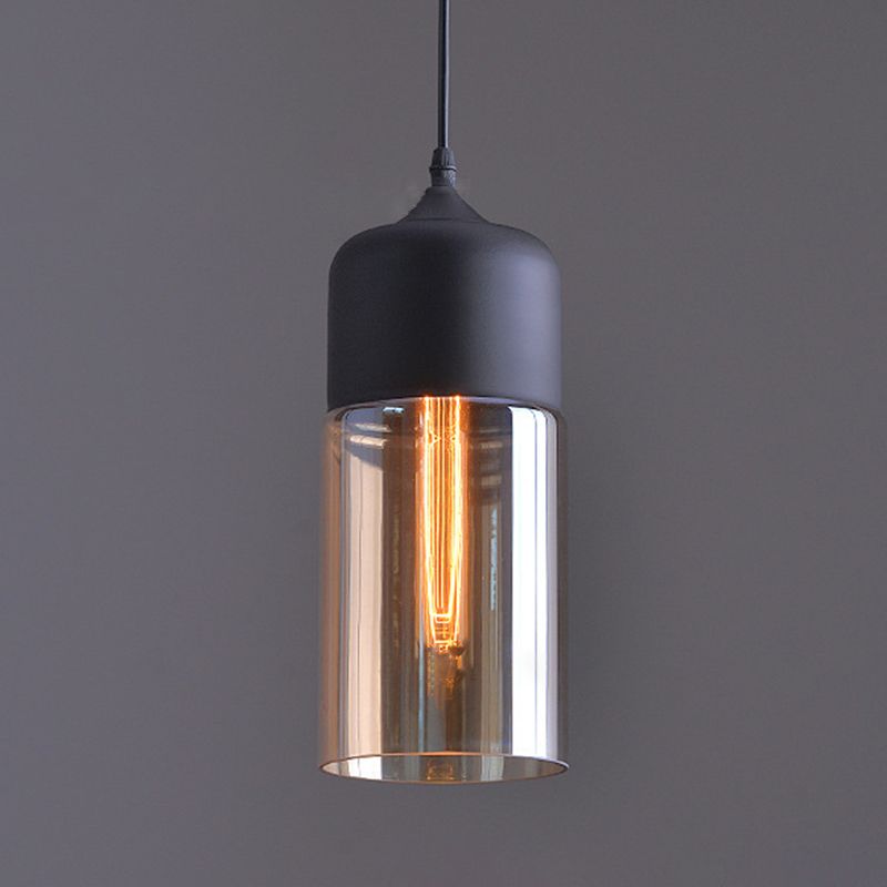 Lámpara colgante de vidrio transparente de 1 luz, luz colgante industrial contemporánea con tapa de metal