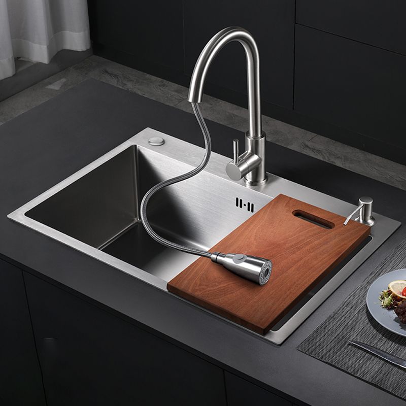 Classic Style Kitchen Sink Corrosion Resistant 3 Holes Kitchen Sink with Drain Assembly