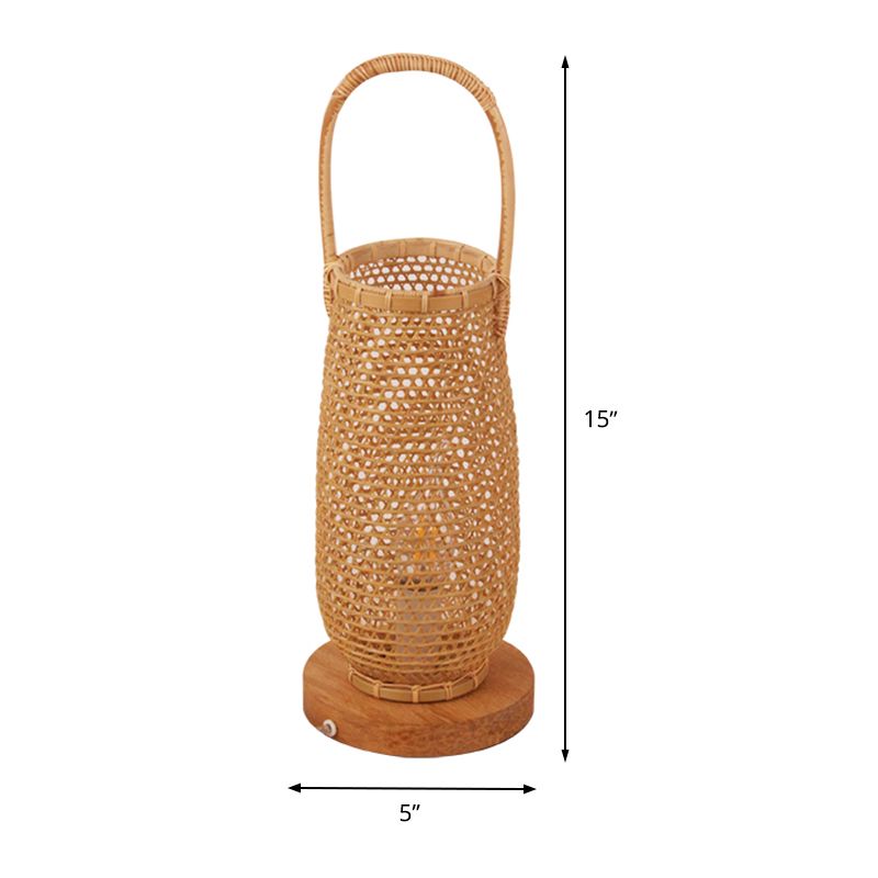 Lámpara de escritorio de cesta beige 1 cabeza 1 cabeza de bambú iluminación con base de madera circular