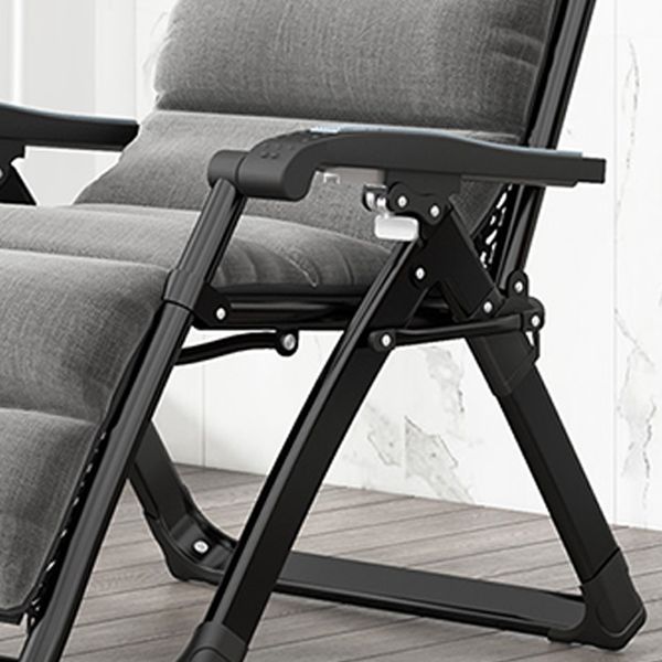 Contemporary Standard Recliner with Removable Cushions and Metal Legs