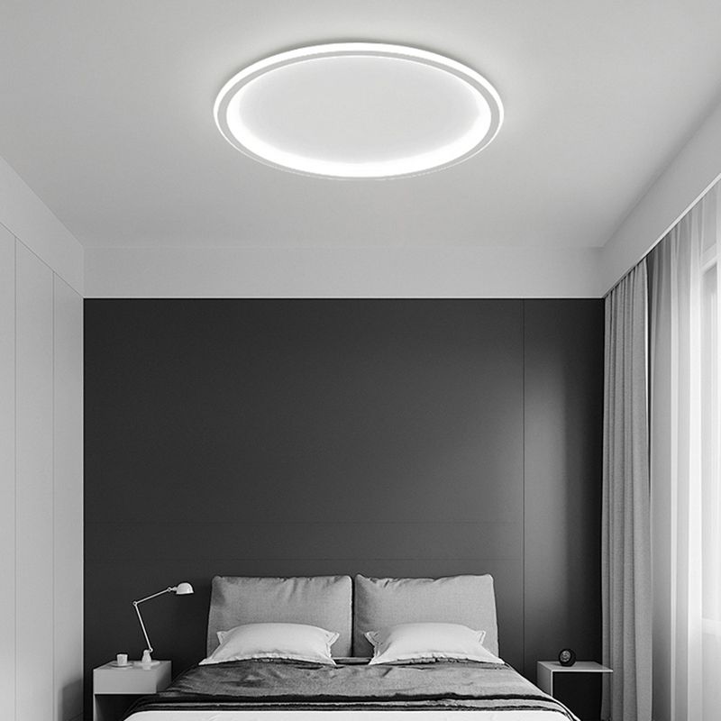 Circle Shape Flush Mount Modern Metal Ceiling Light with Silicone Shade for Living Room