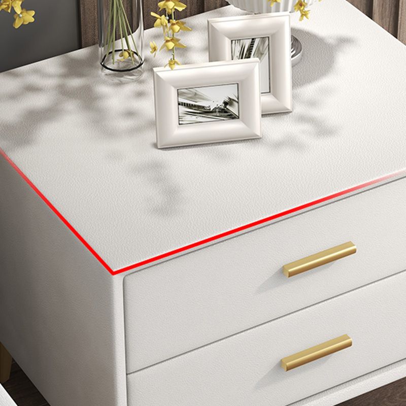 1-Drawer Nightstand 18.5" H Wooden Bed Nightstand with 4 Legs