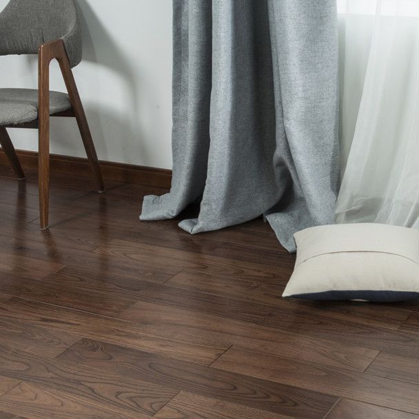 Waterproof Flooring Planks Solid Wood Click-Locking Hardwood Flooring