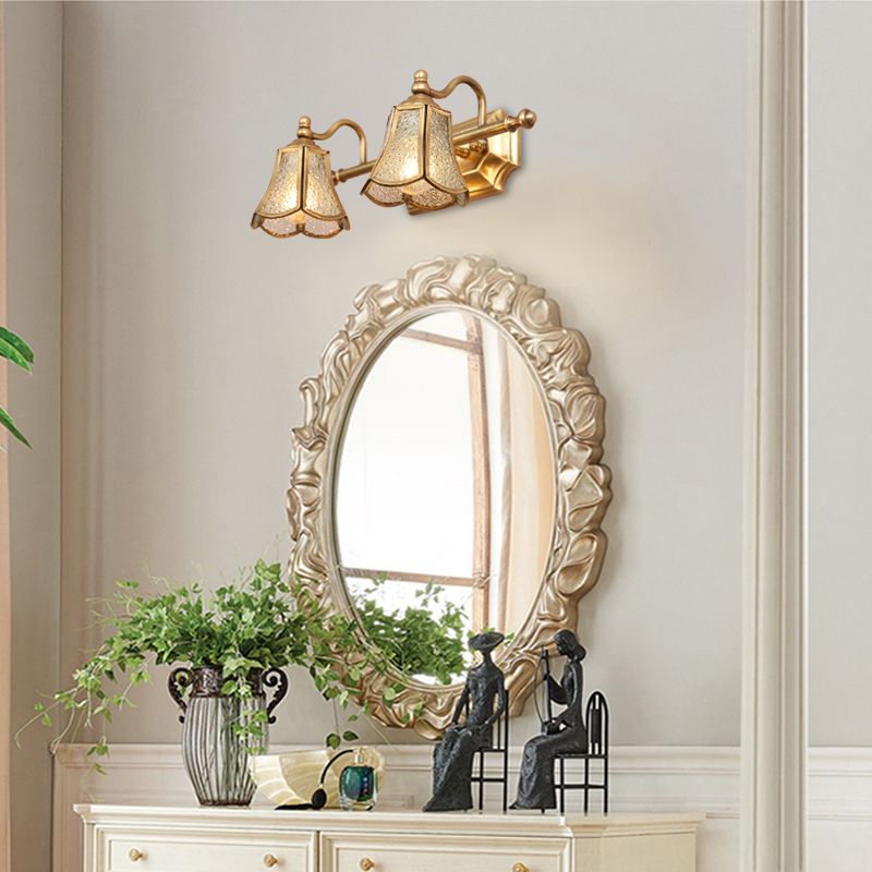 Multi-Lights Unique Shade Wall Sconce Modern Simple Style Mirror Glass Wall Lighting in Brass