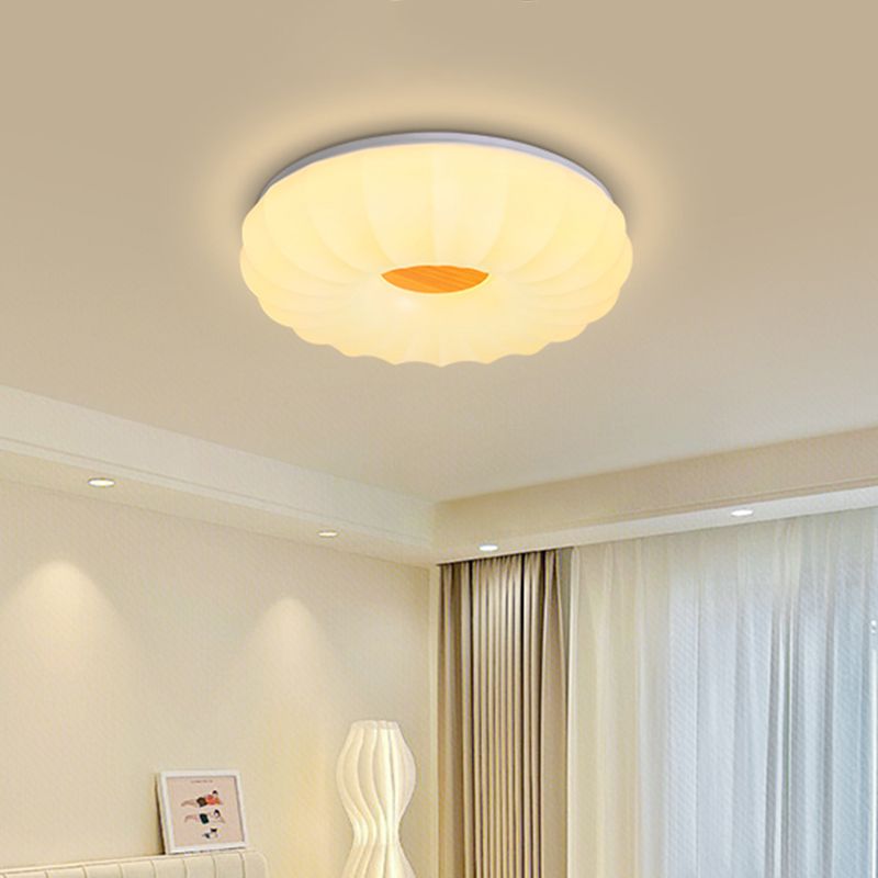 Nordic Style Metal Flush Mount Ceiling Light Fixture for Bedroom