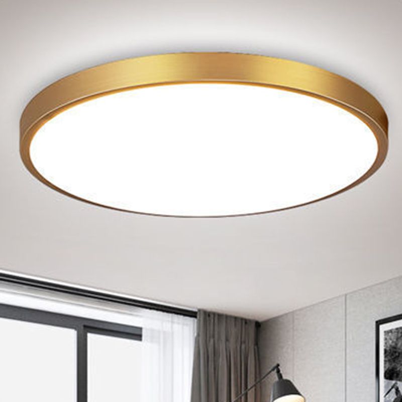 Round Living Room Flush Mount Light Fixture Metal LED Modern Flush Ceiling Light Fixture in Gold