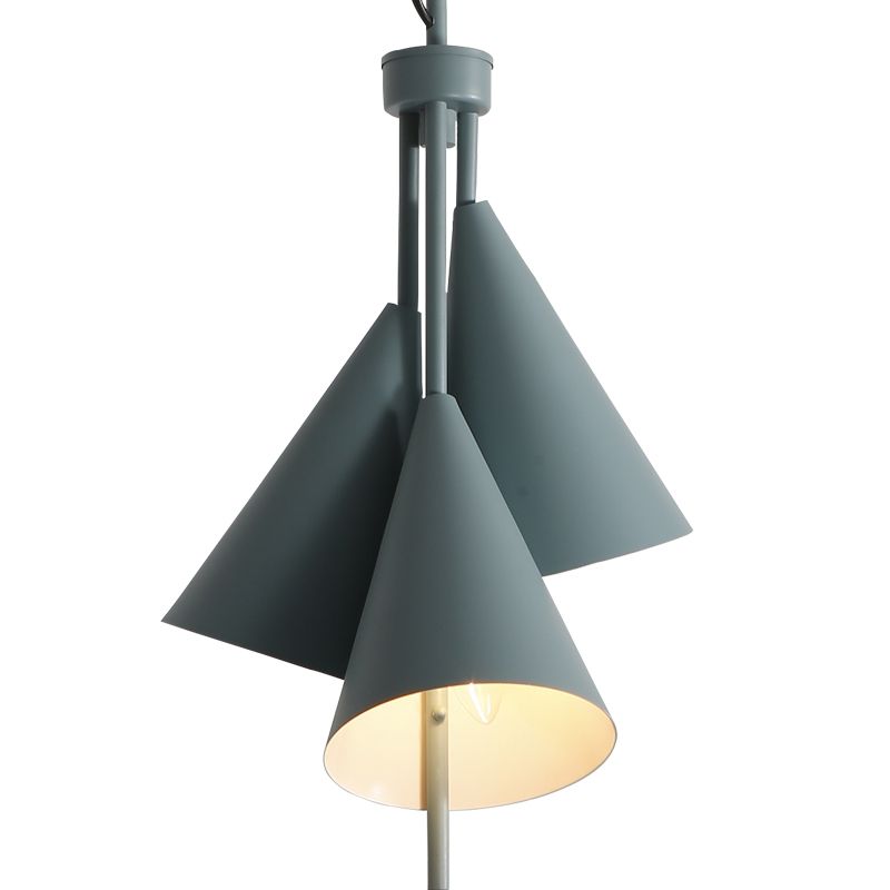 Pendre lustre de style macaron Light Conical Hanging Light avec de l'ombre en métal pour le restaurant