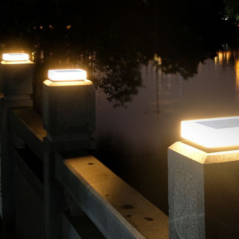 Modern Simple Solar Energy Pillar Lamp Square Shape Pillar Light for Outdoor