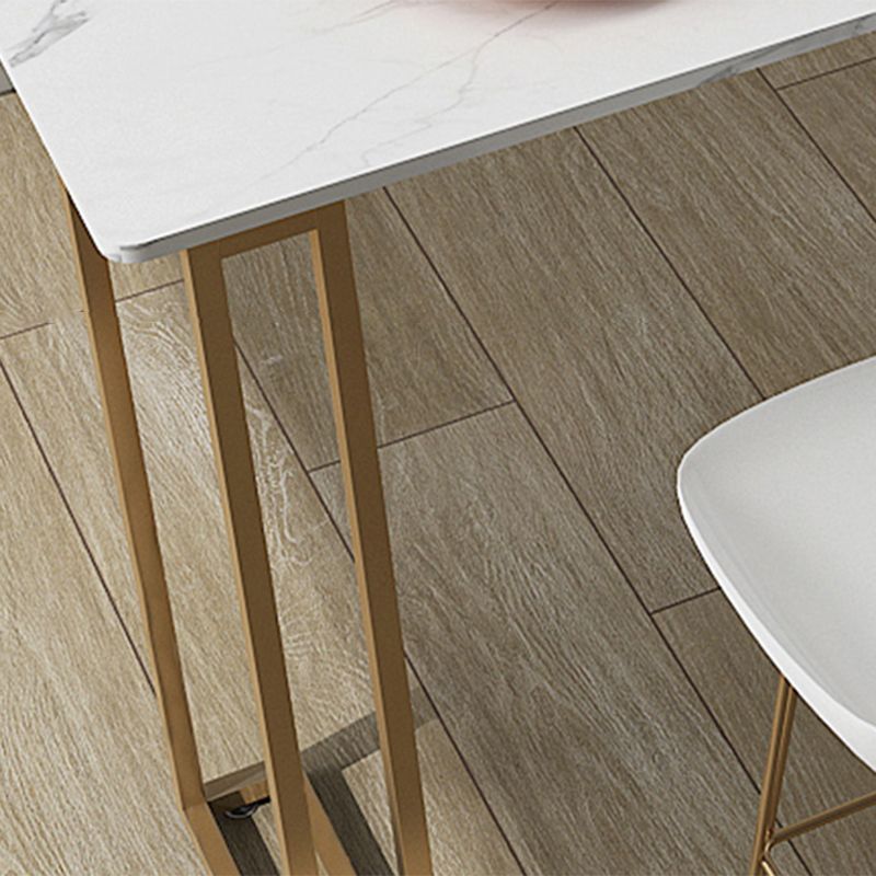 Eigentijdse goud en witte teller wijntafel marmeren vaste tafel indoor patio balk tafel