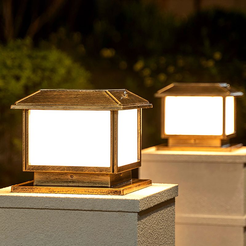 Acrylic Rectangular Shade LED Post Light Vintage Courtyard Solar Powered Landscape Lamp