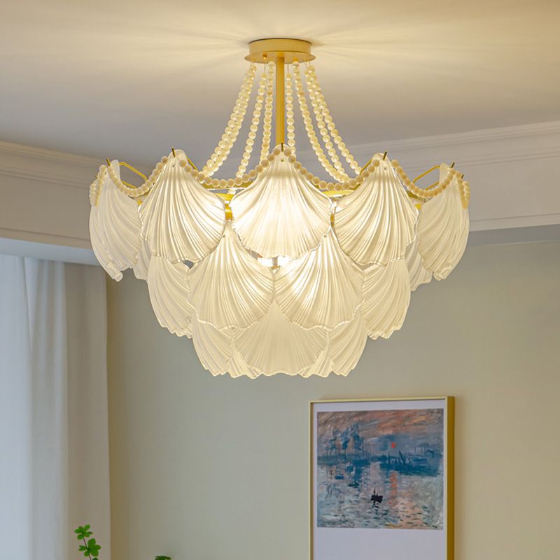 Nordique Shell Shape Chandelier Verre Multi Light Hanging Light en blanc pour chambre à coucher