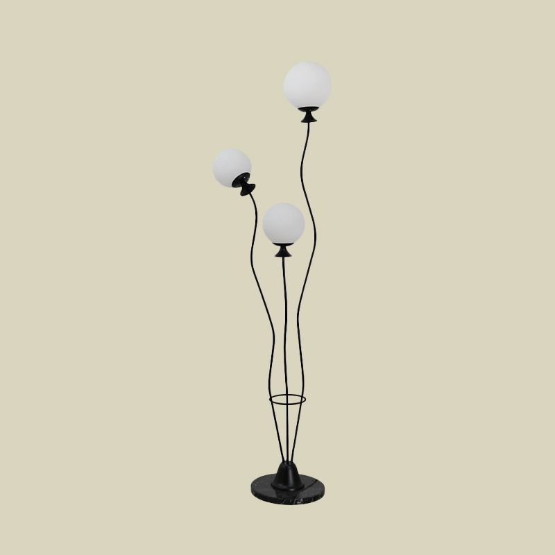 Ball Standing Light with Curved Arm Modernist Glass 3 Heads Living Room Floor Reading Lamp in Black/White