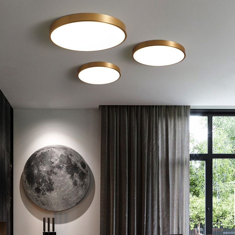 Single Golden Flush Mount Lighting Circle Metal Ceiling Light for Bedroom