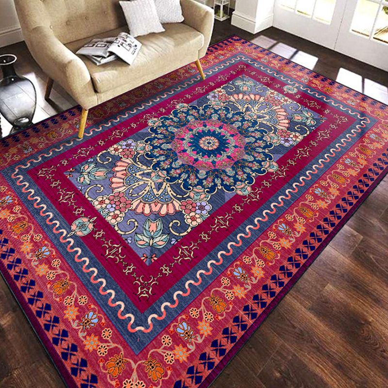 Multicolored Geometric Pattern Rug Polypropylene Retro Area Carpet Anti-Slip Backing Pet Friendly Rug for Home