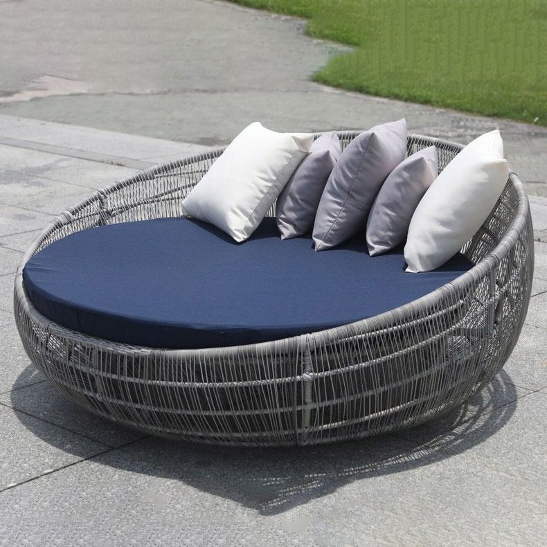 Round Metal Frame Patio Sofa Modern Outdoor Patio Sofa with Cushion