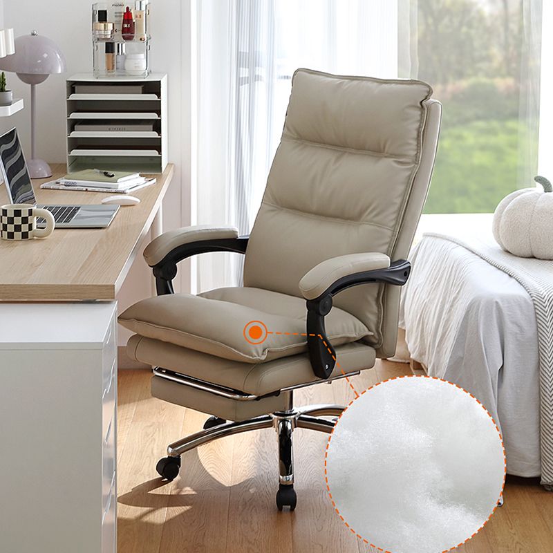 26" Wide Contemporary Managers Chair White Leather Executive Chair