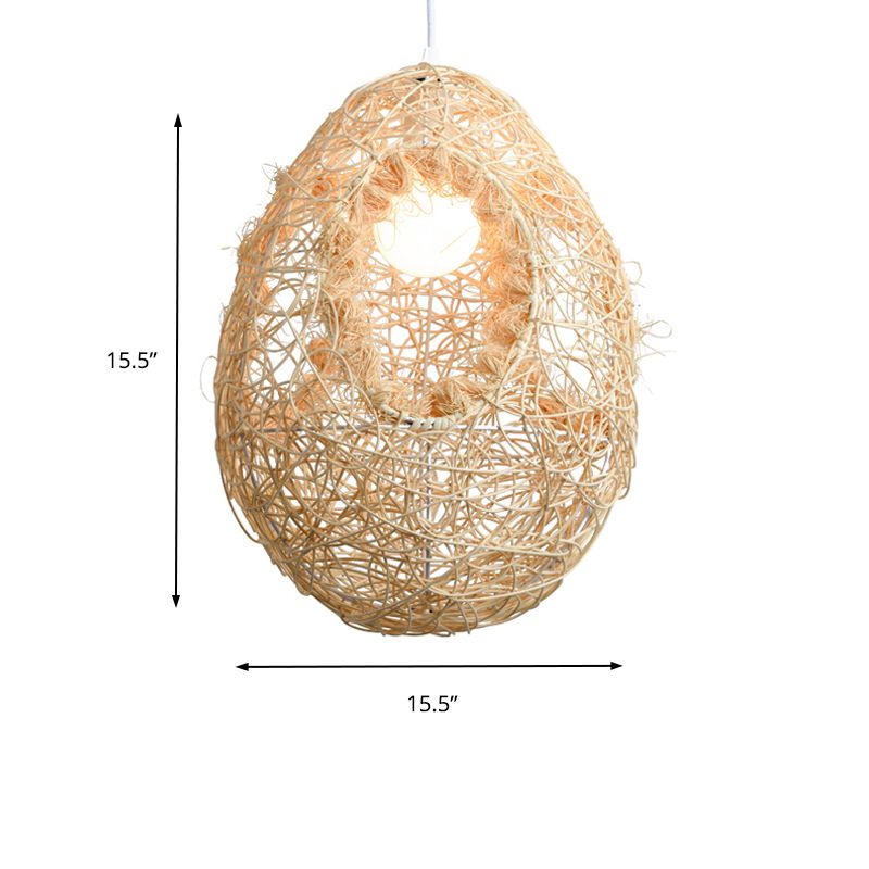 Luz colgante en forma de huevo de ratán tejido para una lámpara colgante de una bombilla rústica en beige