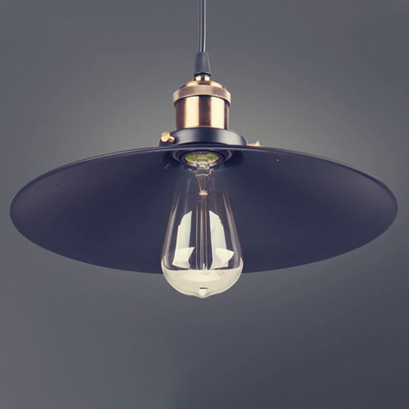 Black Saucer Shade Pendant Light Retro Metal Single Bulb Hanging Lamp for Bedroom