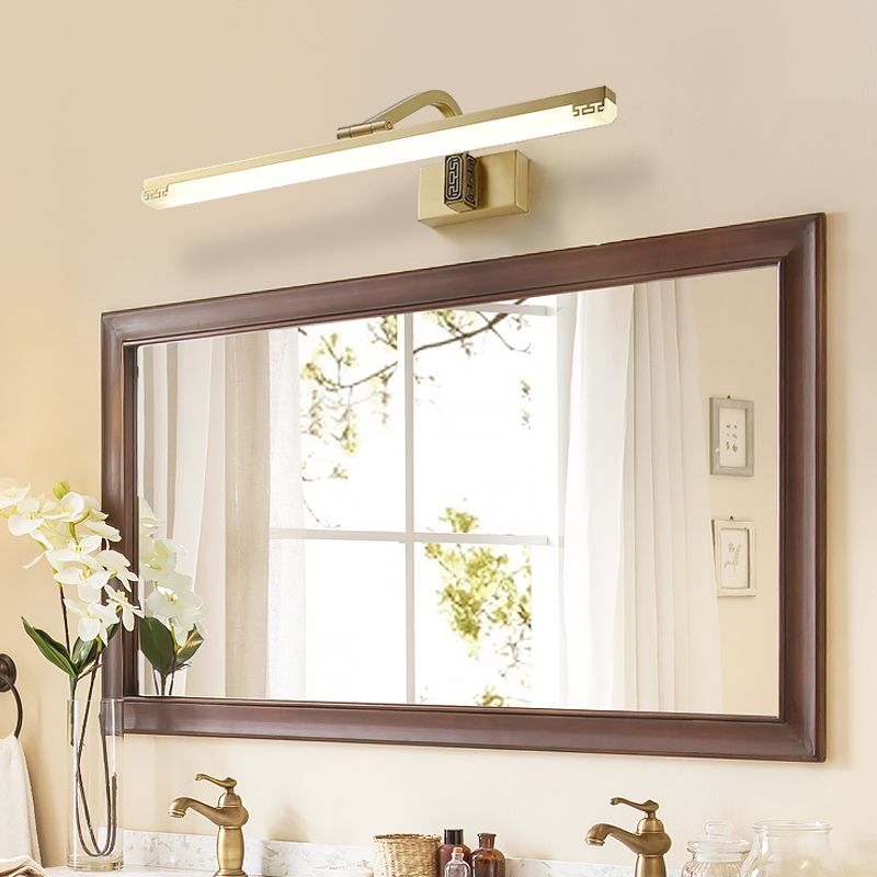 Linear Shape Metal Mirror Wall Lighting Modern Single Light Wall Mounted Lighting in Brass