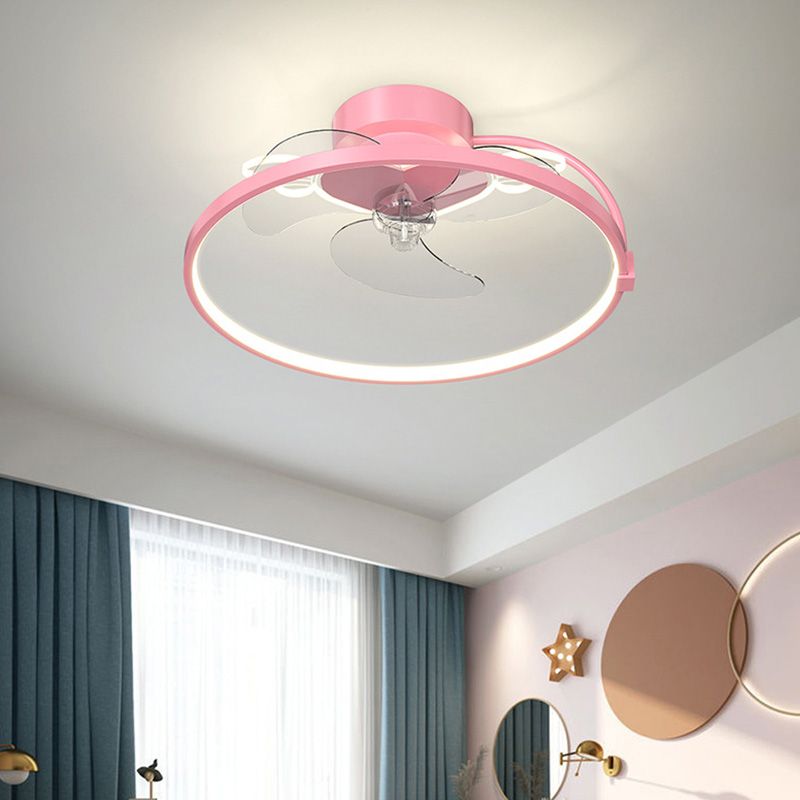 Lampada a ventola a soffitto a forma di cuore a forma di ali di cartone animato Metal Children Camera da letto LED FLUSH LUCE